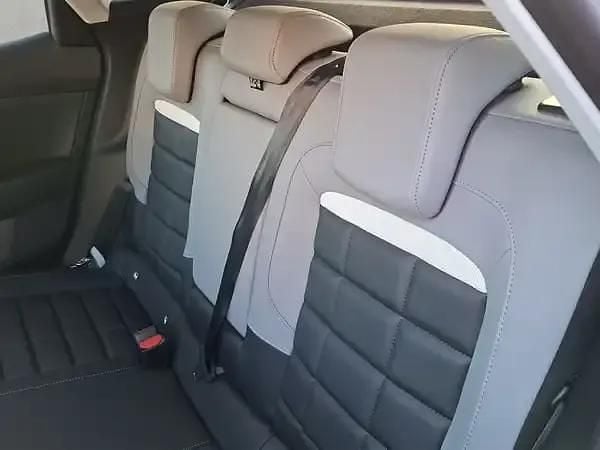 Neu Citroën C4 145 PS (106 kW) 2025 Mercure grau metallic lackieru SUV