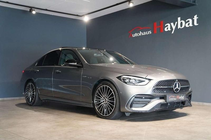 Grau Gebraucht 2024 Mercedes C180 AMG Limousine | 42.450 € (Teuer) - Bild 1/4