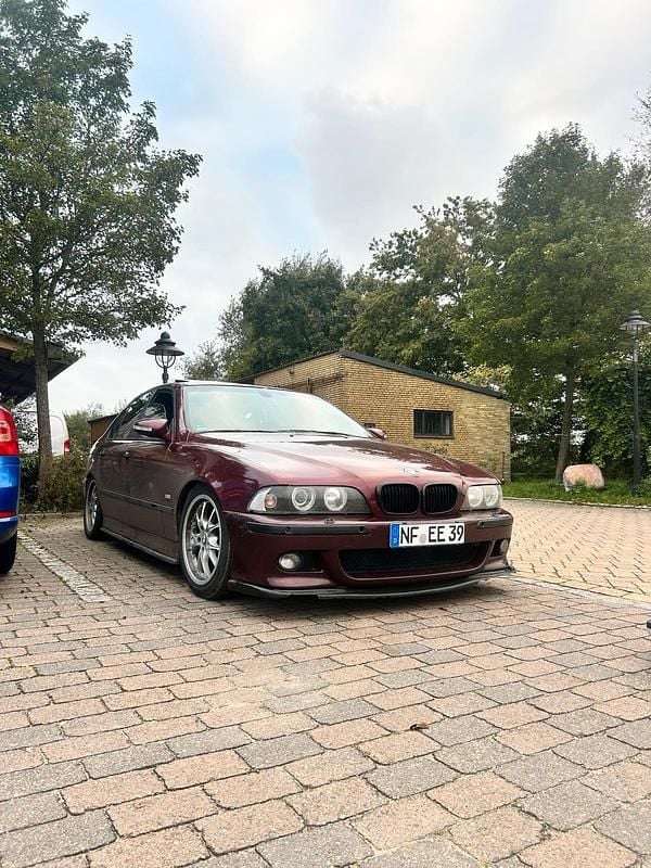 Gebraucht BMW 528 193 PS (141 kW) 1999 Rot Limousine