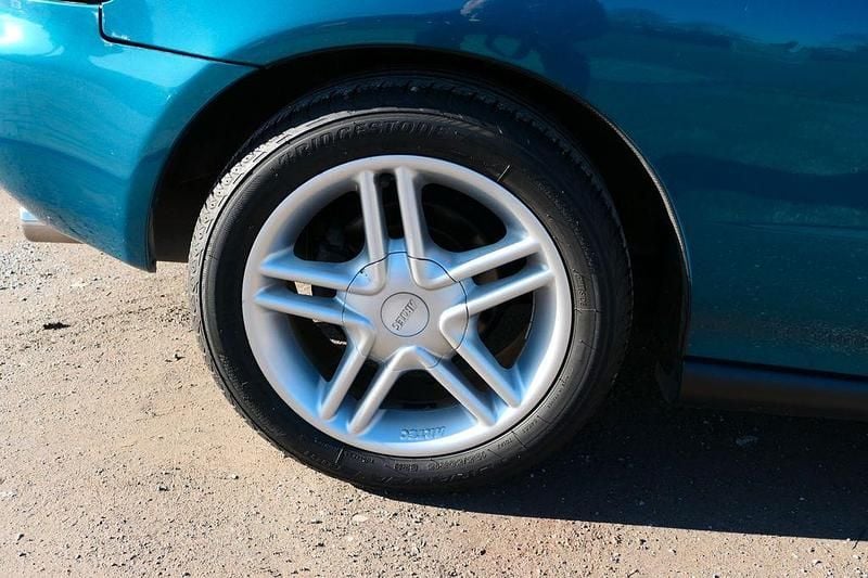 Gebraucht Honda CR-X 125 PS (91 kW) 1995 Cabrio