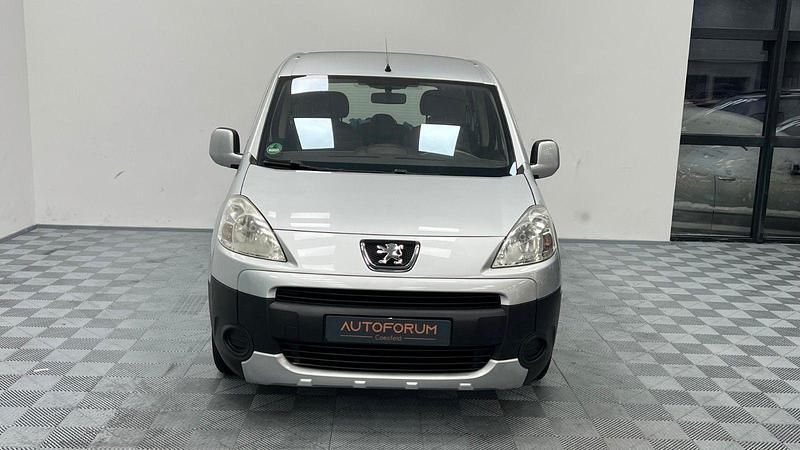 Gebraucht Peugeot Partner Tepee Tendance 109 PS (80 kW) 2008 Silber Van / Kleinbus