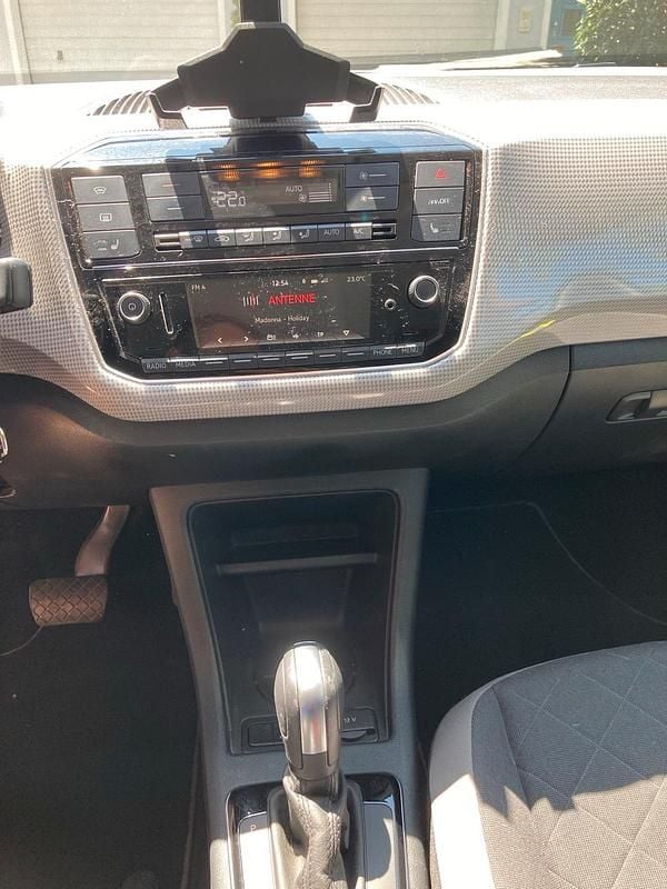 Gebraucht VW e-up! 38 kW (52 PS) 2020 Weiß Kleinwagen