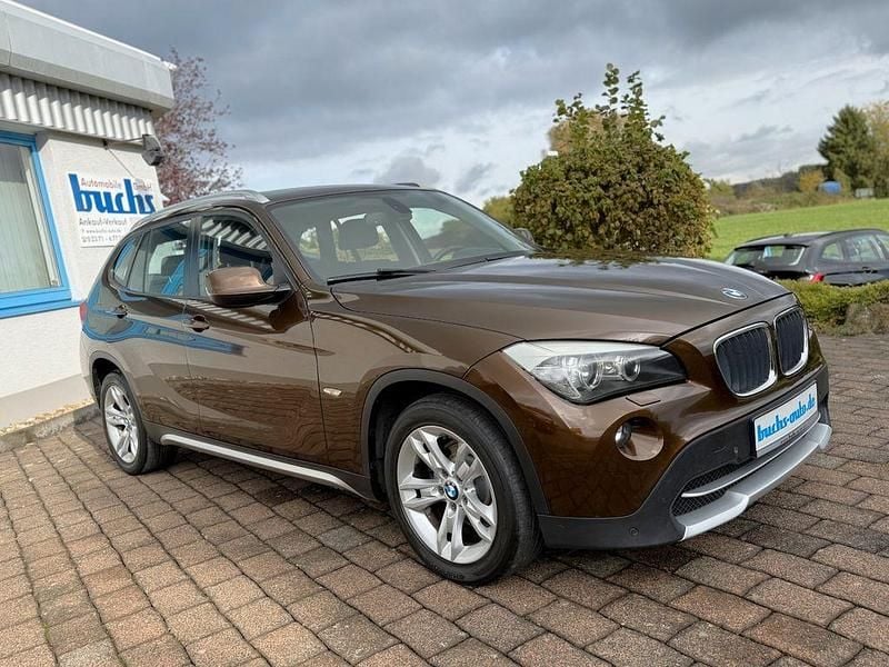 Braun Gebraucht 2010 BMW X1 xLine SUV | 5.770 € (Guter Preis) - Bild 1/4