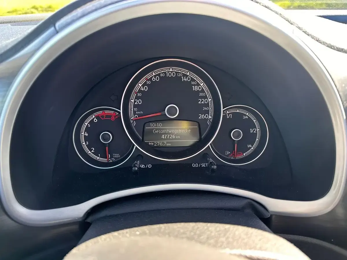 Gebraucht VW Beetle Cabriolet 105 PS (77 kW) 2017 Weiß Cabrio