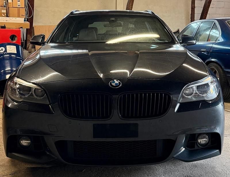Gebraucht BMW 535 M Sport 313 PS (230 kW) 2014 Schwarz Kombi