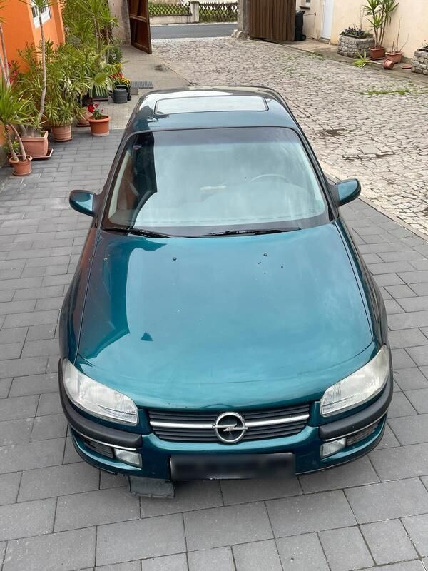 Grün Gebraucht 1997 Opel Omega Limousine | 1.200 € (Superpreis) - Bild 1/4
