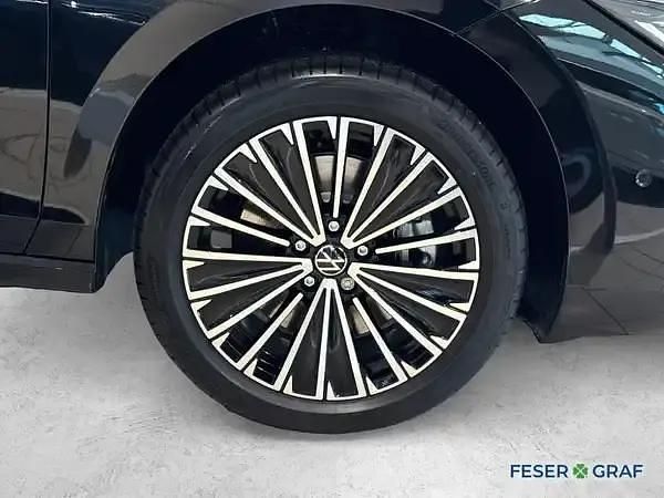 Gebraucht VW Passat Elegance 204 PS (150 kW) 2026 Grenadillschwarz metallic Kombi