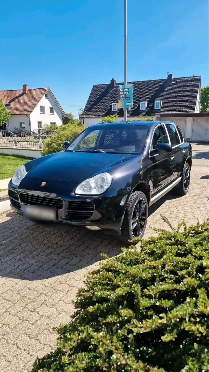 Second-hand Porsche Cayenne 250 CP (183 kW) 2005 Argintiu SUV