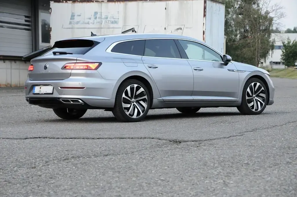 Gebraucht VW Arteon R 200 PS (147 kW) 2021 Silber Limousine