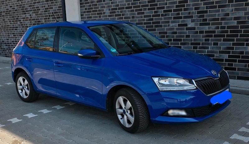 Gebraucht Skoda Fabia 75 PS (55 kW) 2018 Blau Kleinwagen