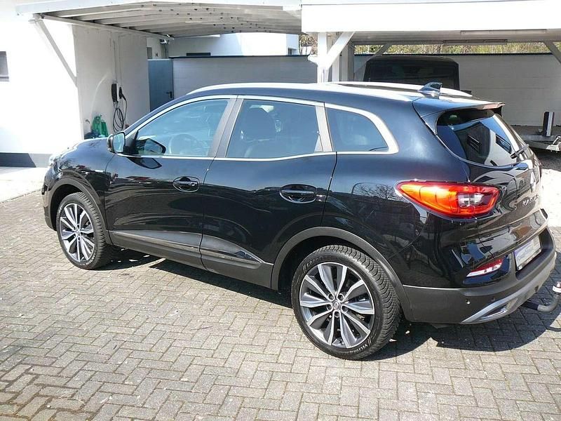 Gebraucht Renault Kadjar Bose Edition 140 PS (102 kW) 2020 Sternenschwarz SUV