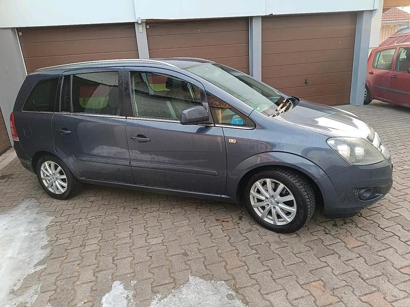 Gebraucht Opel Zafira 125 PS (91 kW) 2011 Blau Van / Kleinbus
