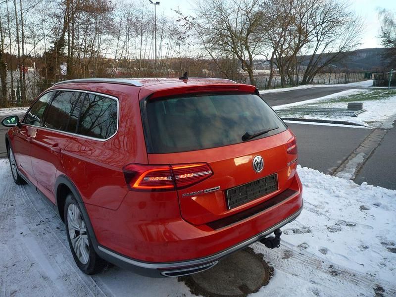 Gebraucht VW Passat Alltrack 190 PS (139 kW) 2017 Orange Kombi