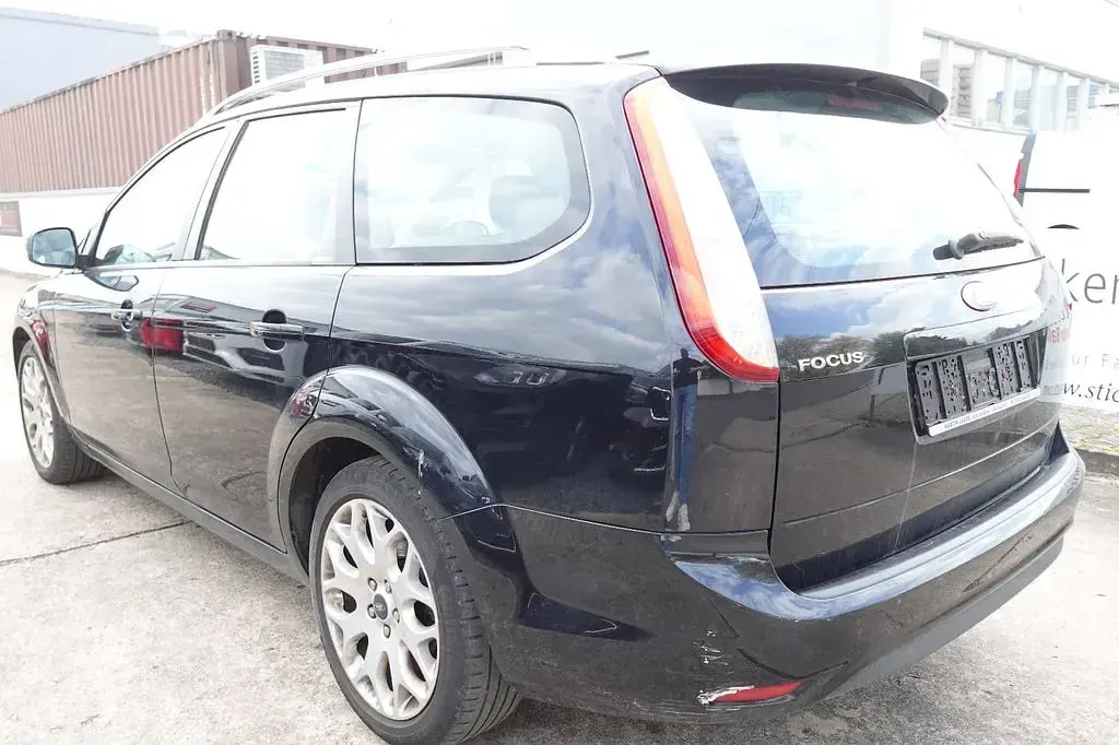 Gebraucht Ford Focus 125 PS (91 kW) 2009 Schwarz Limousine