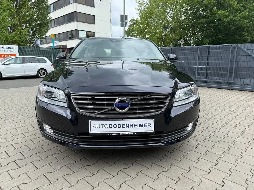 Używany Volvo V70 150 KM (110 kW) 2016 Niebieski Kombi
