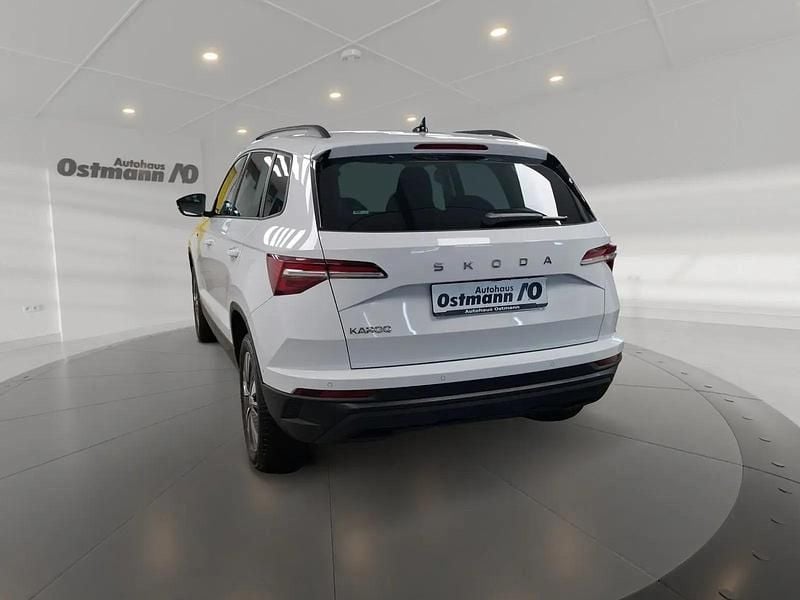 Gebraucht Skoda Karoq Selection 150 PS (110 kW) 2025 Moonweiss metallic SUV