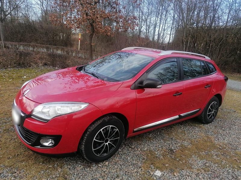 Gebraucht Renault Mégane III 110 PS (80 kW) 2012 Kombi