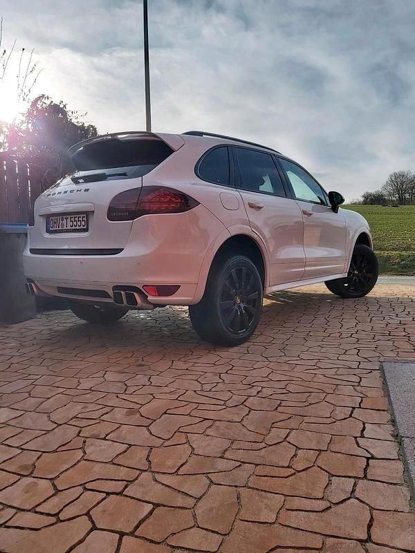 Gebraucht Porsche Cayenne 245 PS (180 kW) 2014 Weiß SUV