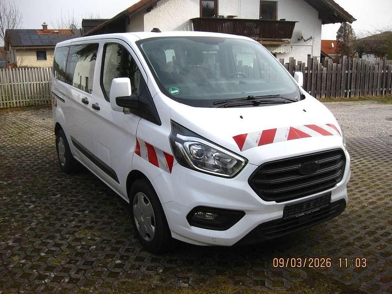 Gebraucht Ford Transit Custom Trend 131 PS (96 kW) 2020 Frostweiß Van / Kleinbus