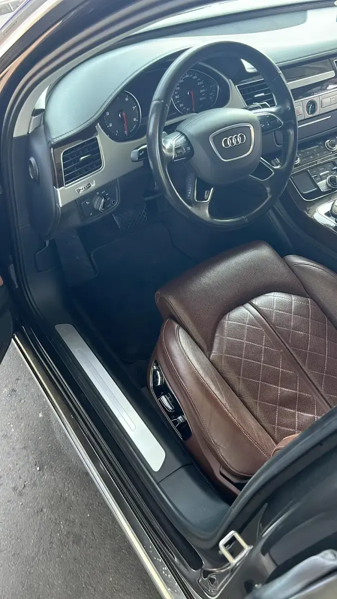 Gebraucht Audi A8 420 PS (308 kW) 2012 Schwarz Limousine