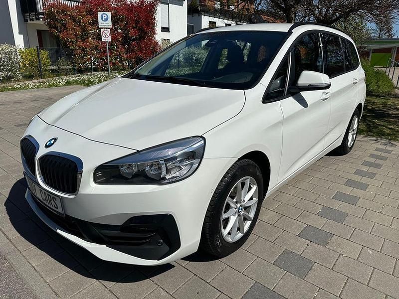 Weiß Gebraucht 2019 BMW 216 Advantage Kombi | 12.399 € (Fairer Preis) - Bild 1/4
