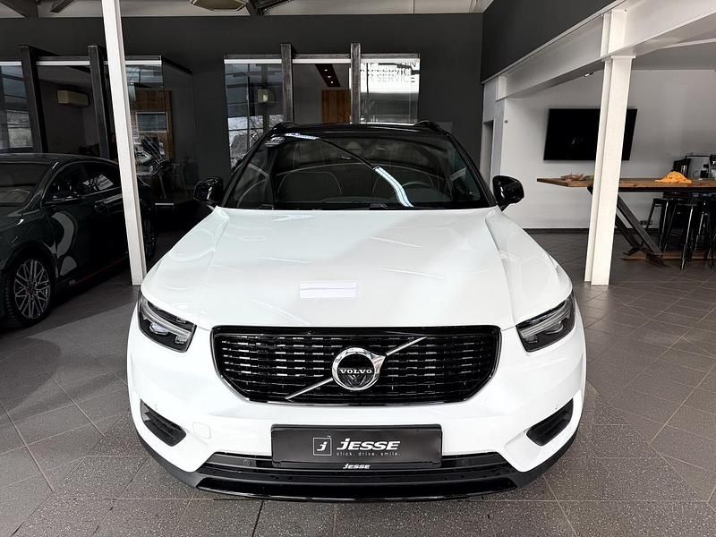 Gebraucht Volvo XC40 R-Design 163 PS (119 kW) 2020 Metallic SUV