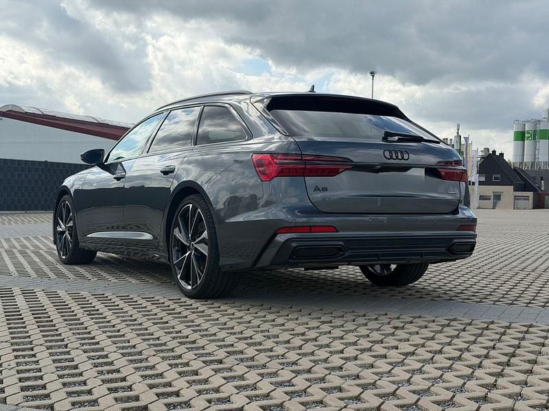Gebraucht Audi A6 S-Line 340 PS (250 kW) 2022 Grau Kombi