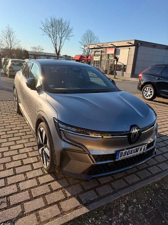 Second-hand Renault Megane E-Tech Techno 160 kW (218 CP) 2022 Gri Berlinǎ