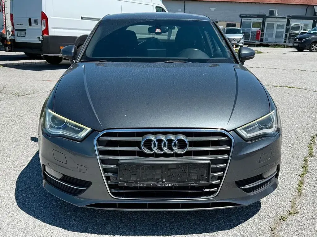 Gebraucht Audi A3 S-Line 179 PS (131 kW) 2013 Grau Limousine