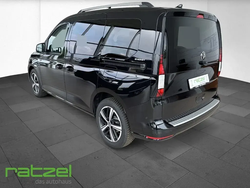 Neu VW Caddy 116 PS (85 kW) 2026 Schwarz Van / Kleinbus