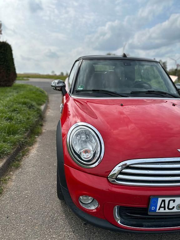 Second-hand Mini One Cabriolet 98 CP (72 kW) 2014 Roșu Cabrio