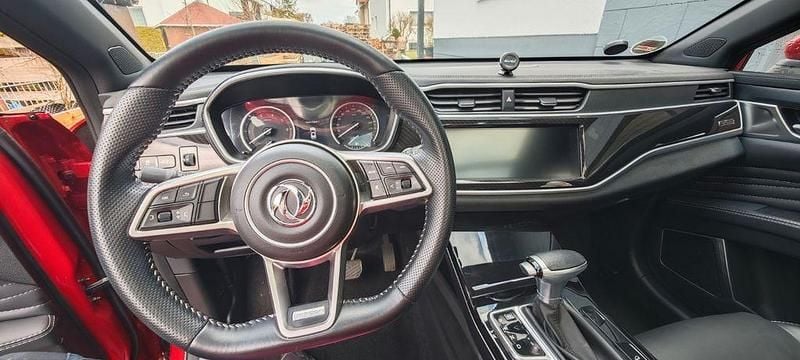 Gebraucht DFSK Fengon 137 PS (100 kW) 2021 Rot SUV