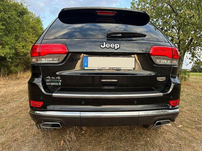 Schwarz Gebraucht 2017 Jeep Grand Cherokee Summit SUV | 35.888 € (Teuer) - Bild 1/4