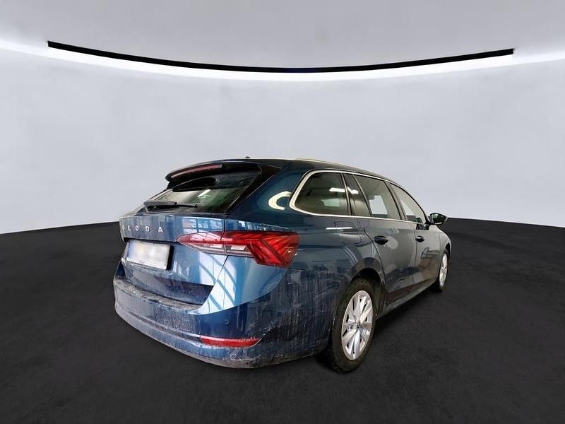 Gebraucht Skoda Octavia Style 150 PS (110 kW) 2022 Blau Kombi