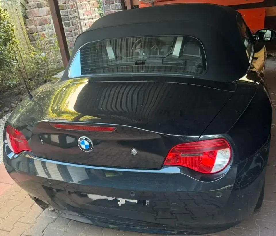 Gebraucht BMW Z4 177 PS (130 kW) 2006 Schwarz Cabrio