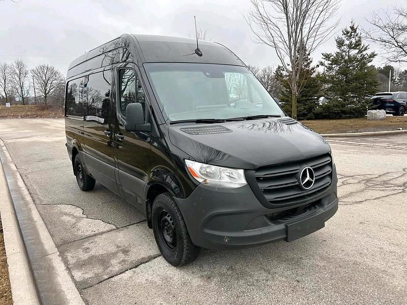 Gebraucht Mercedes Sprinter 190 PS (139 kW) 2020 Schwarz Van