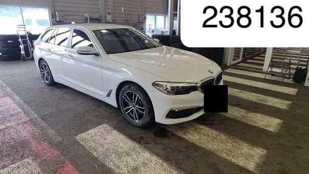 Gebraucht BMW 520 190 PS (139 kW) 2020 Weiß Limousine