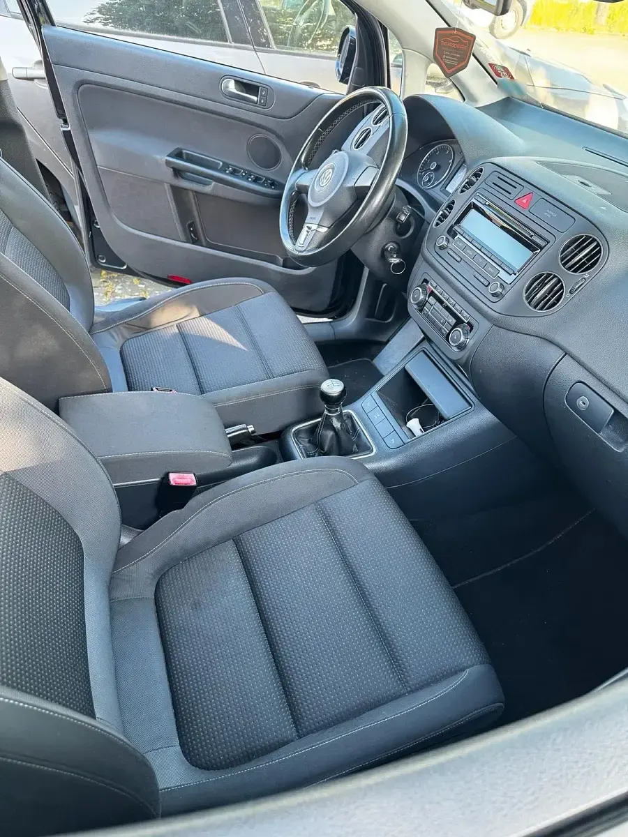 Gebraucht VW Golf Plus Cross 105 PS (77 kW) 2010 Schwarz Limousine