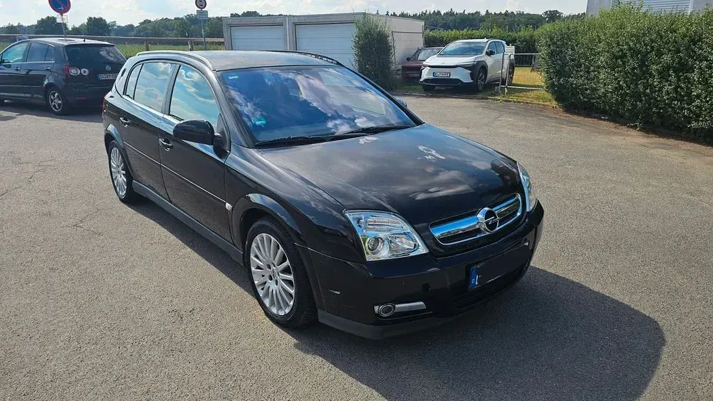 Gebraucht Opel Signum Elegance 155 PS (114 kW) 2005 Schwarz Kleinwagen