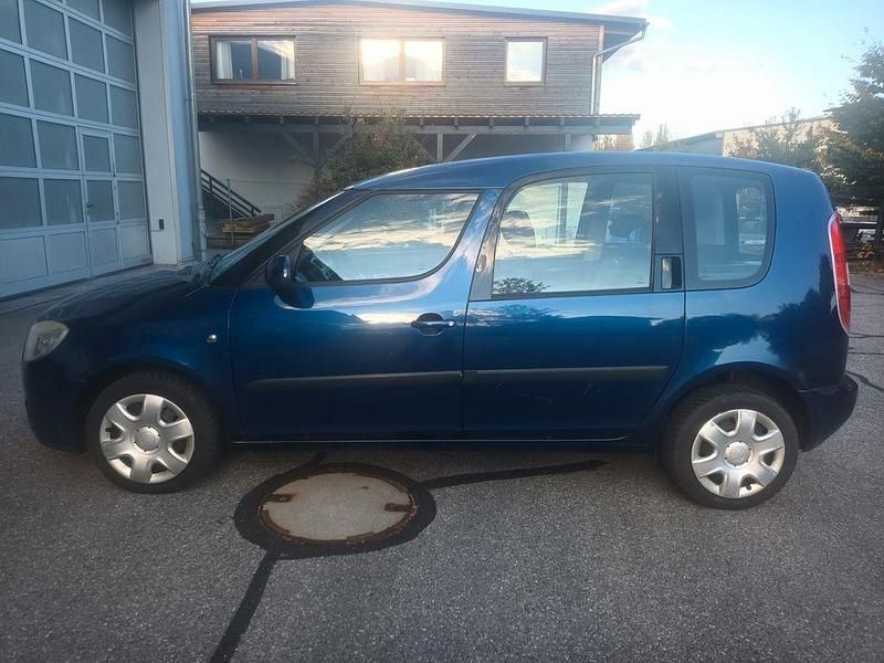 Violet Gebraucht 2007 Skoda Roomster Van / Kleinbus | 750 € - Bild 1/1