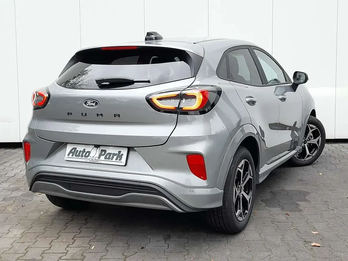 Neu Ford Puma ST-Line 125 PS (91 kW) 2025 Silber SUV