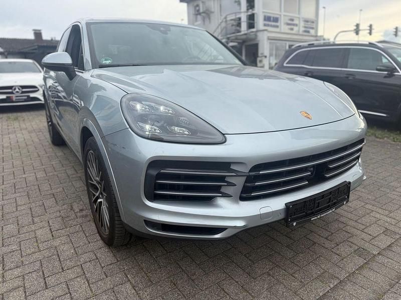 Other Gebraucht 2022 Porsche Cayenne SUV | 55.999 € - Bild 1/4