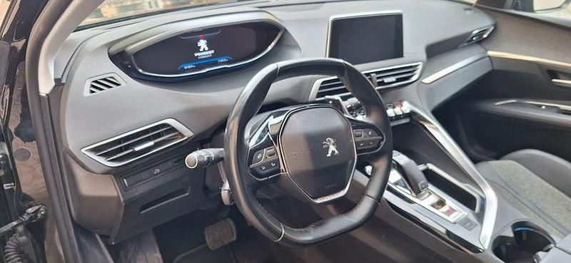 Schwarz Gebraucht 2019 Peugeot 3008 Allure SUV | 17.500 € (Fairer Preis) - Bild 1/4