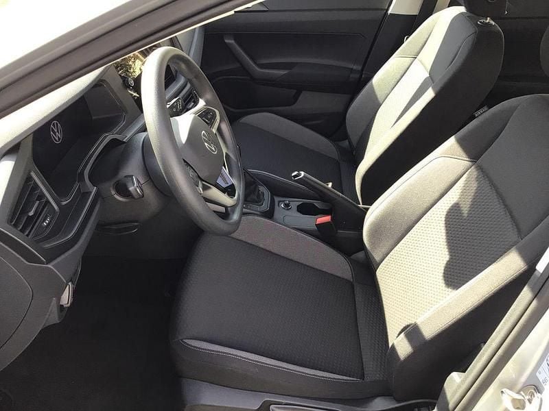 Gebraucht VW Taigo 95 PS (69 kW) 2024 Silber SUV