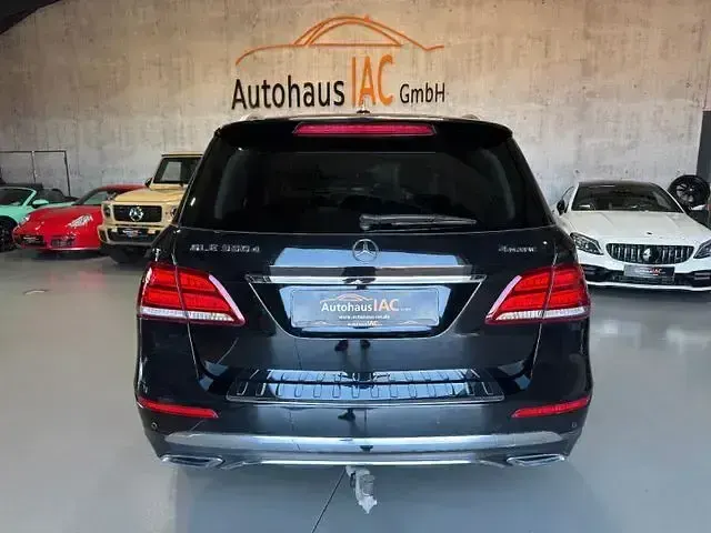 Gebraucht Mercedes GLE350 258 PS (189 kW) 2018 Schwarz SUV