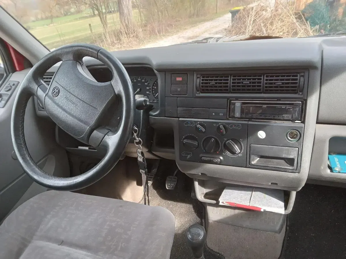 Gebraucht VW Multivan 150 PS (110 kW) 1997 Rot Van / Kleinbus