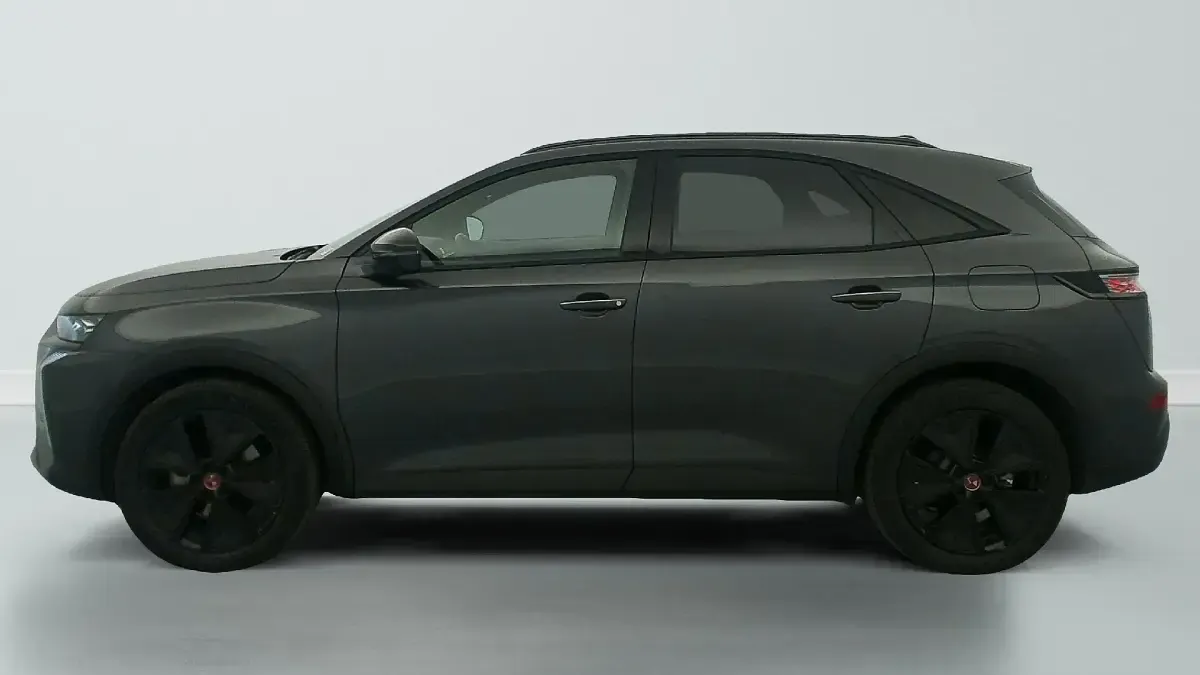 Gebraucht DS Automobiles DS7 Crossback Performance Line Plus 200 PS (147 kW) 2024 Grau (gris titane) SUV
