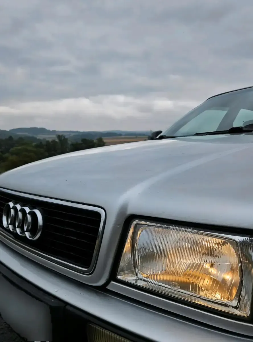 Gebraucht Audi 80 90 PS (66 kW) 1993 Silber Limousine