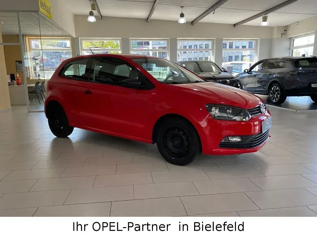 Gebraucht VW Polo Trendline 60 PS (44 kW) 2014 Flashrot Kleinwagen