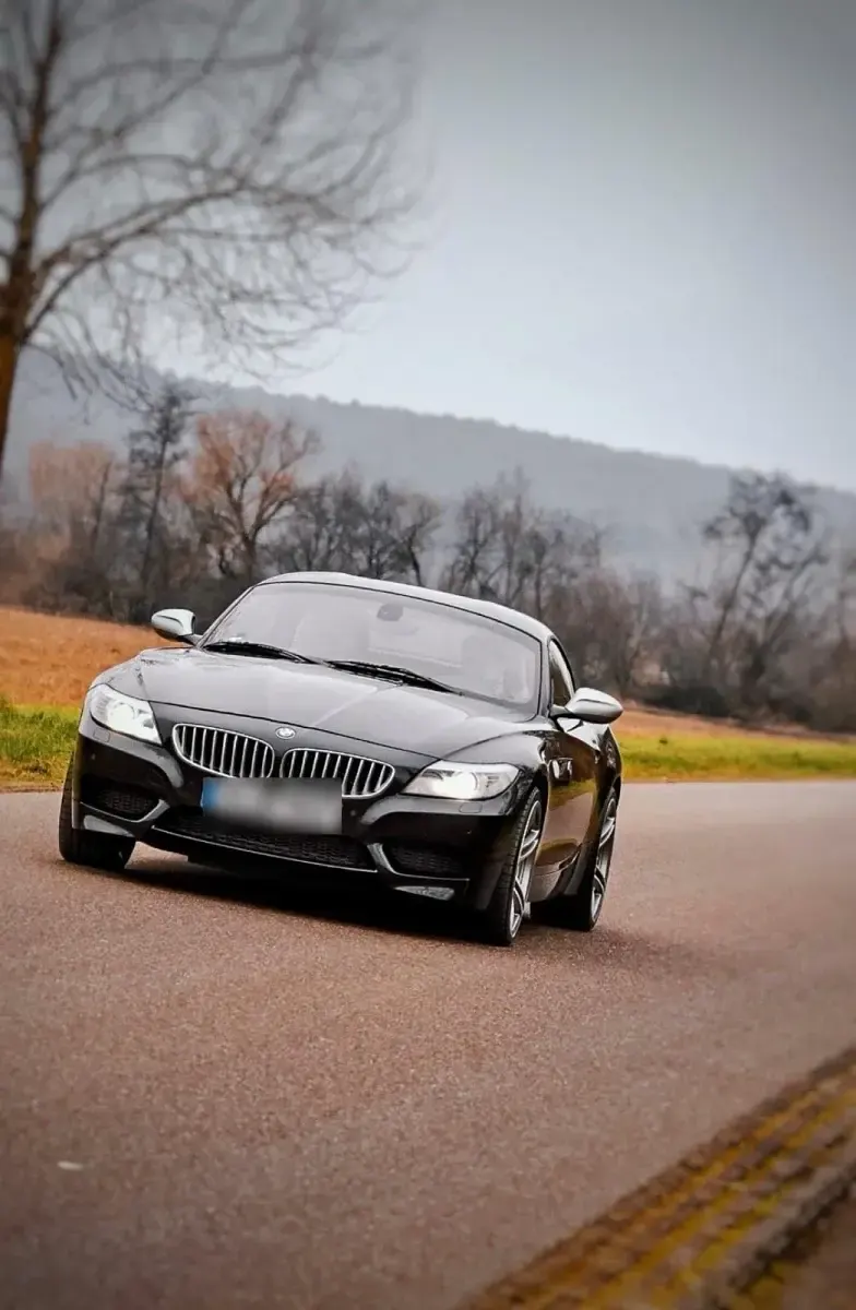 Gebraucht BMW Z4 M Performance 204 PS (150 kW) 2010 Schwarz Cabrio